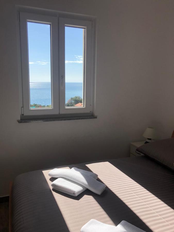 Apartmani Ivana Cres Eksteriør billede